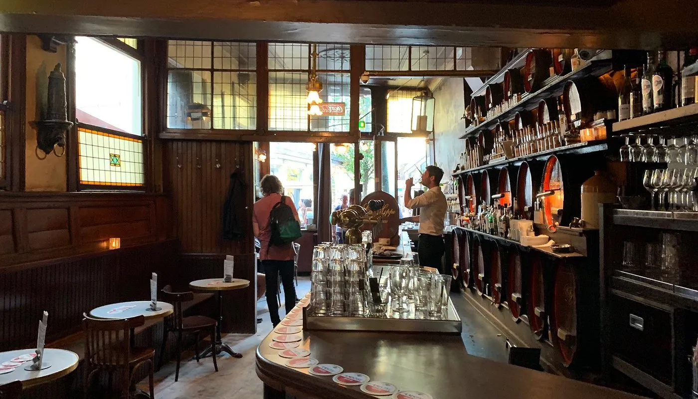 Café Hoppe - History, Heineken, and Herring