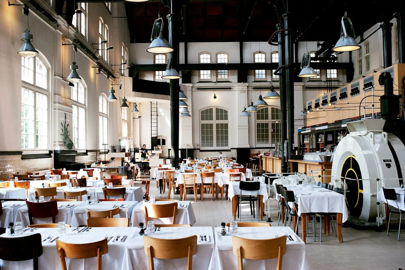 Café Restaurant Amsterdam - Big, Bold, and Boisterously Dutch