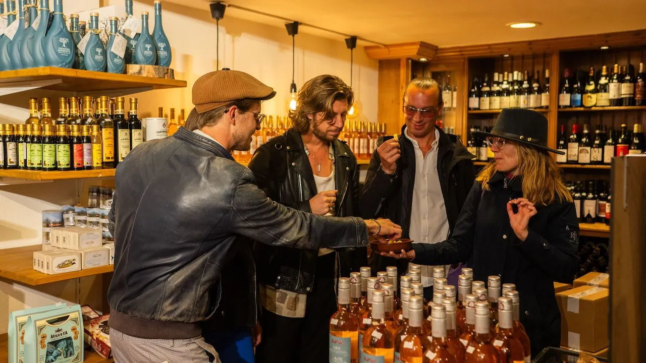 Fun activities for team building amsterdam